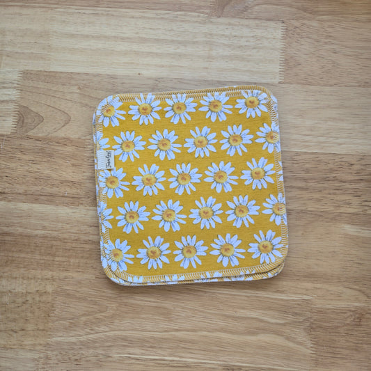 Cloth Napkins | Daisies on Yellow